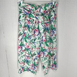Land’n sea tropical floral belted wide leg capri pants size L